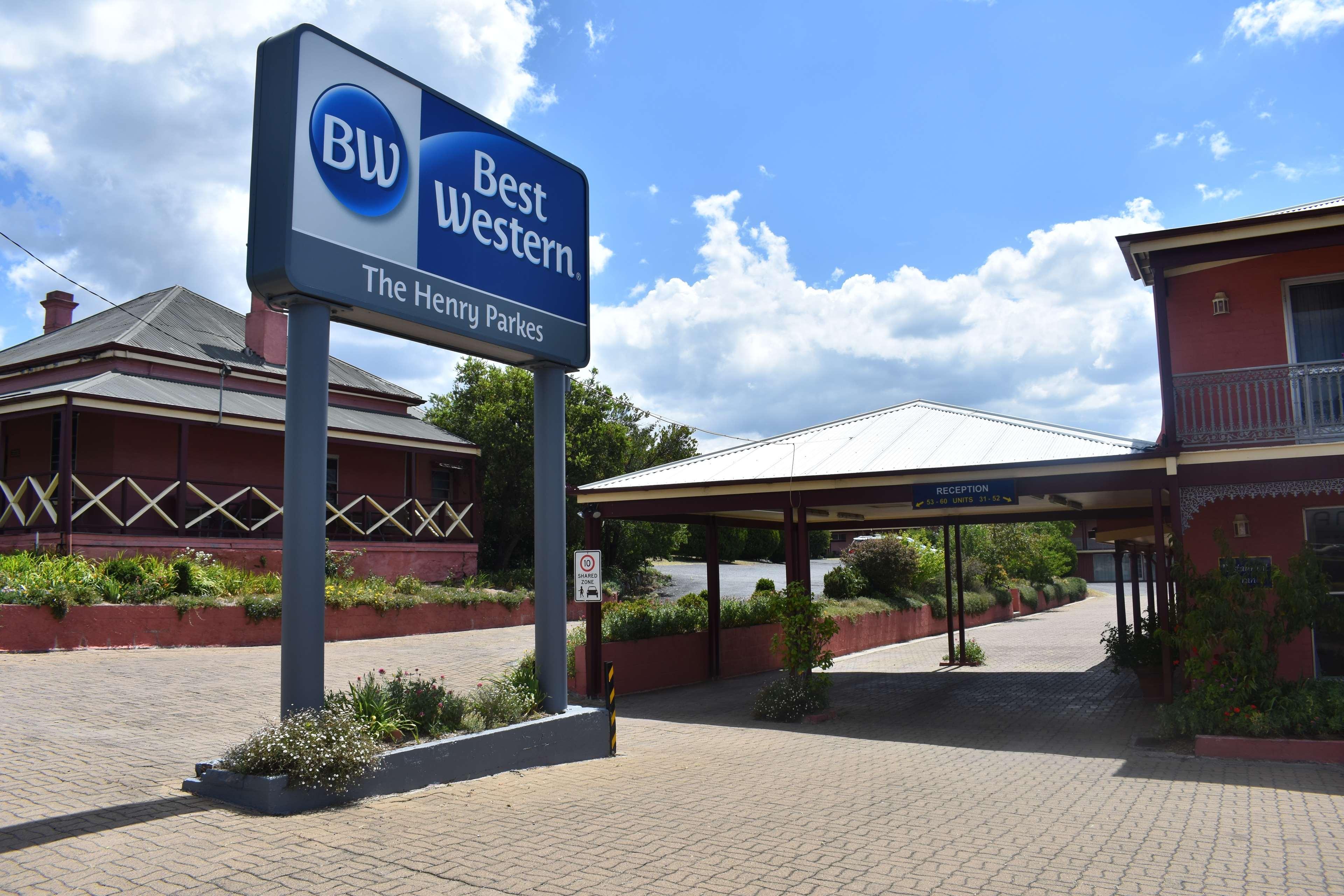 The Henry Parkes Tenterfield Motel Exterior photo