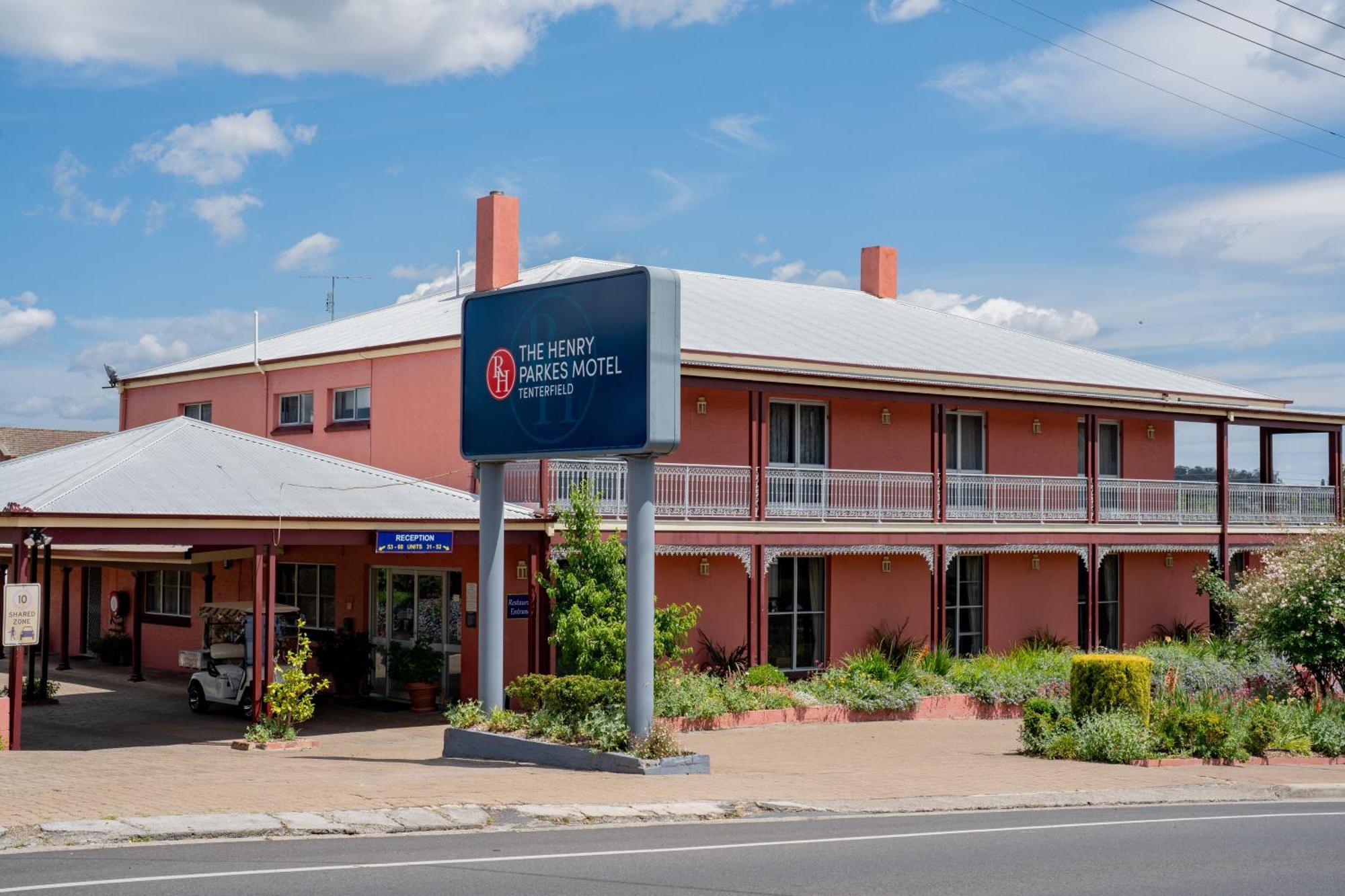 The Henry Parkes Tenterfield Motel Exterior photo