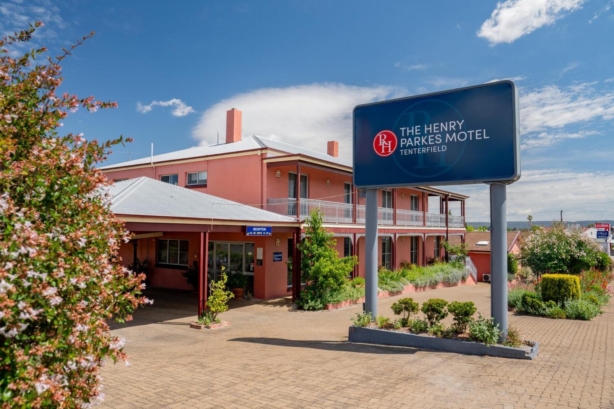 The Henry Parkes Tenterfield Motel Exterior photo