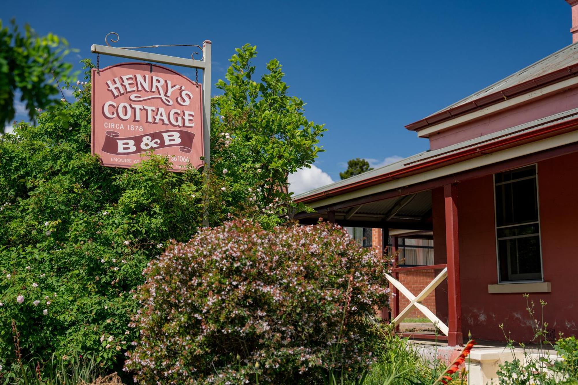 The Henry Parkes Tenterfield Motel Exterior photo