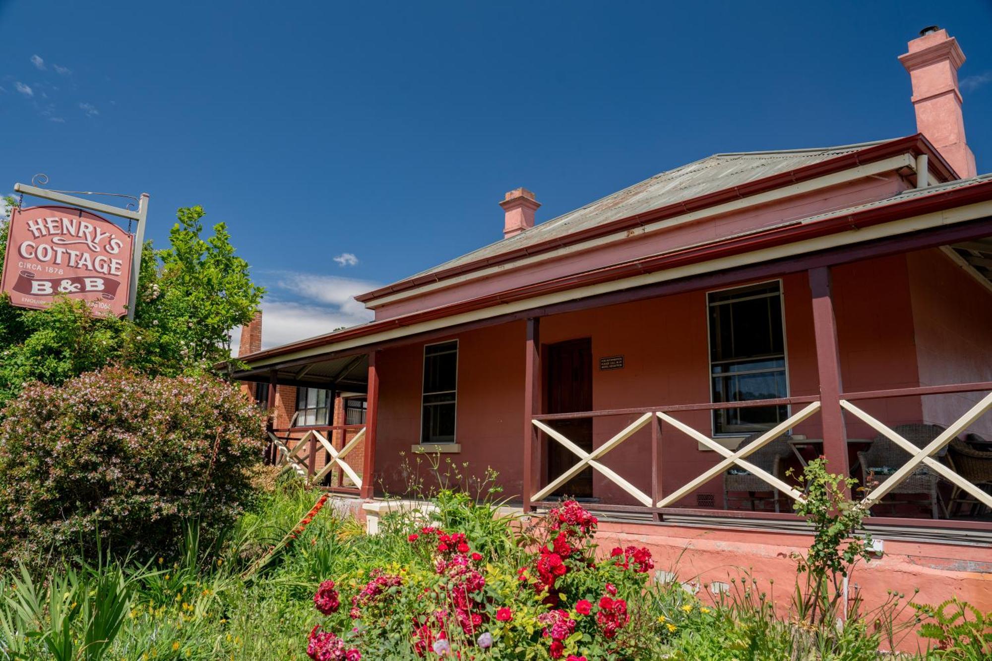 The Henry Parkes Tenterfield Motel Exterior photo